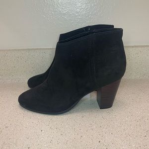 Old Navy Black Jack Heeled Bootie